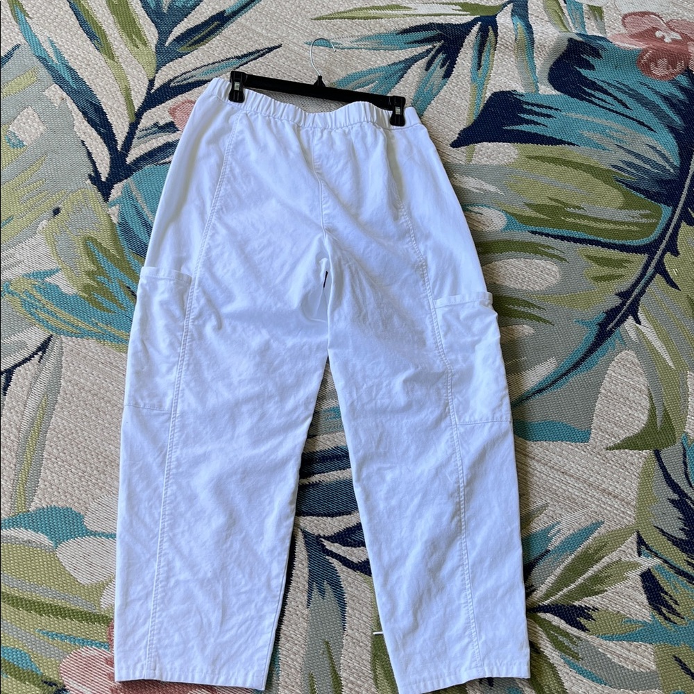 Eileen Fisher Organic Cotton and Hemp White Lantern Cargo Pocket Pull-On Pants - Picture 7 of 16